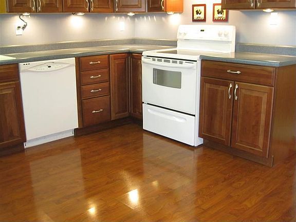 5th image of 6446 Rosebury Dr
