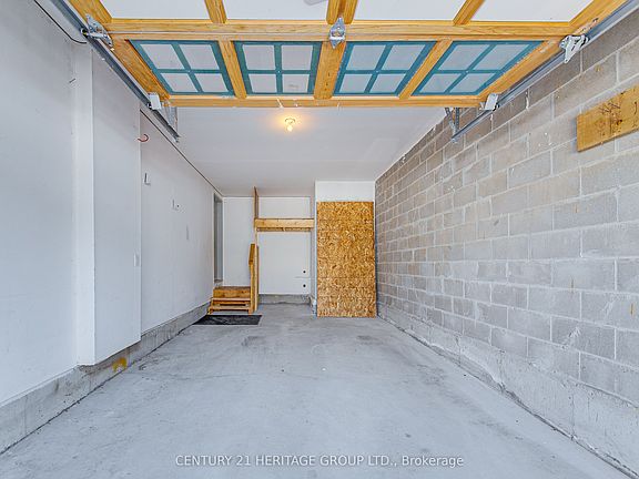 3rd image of 1281 Bardeau St
