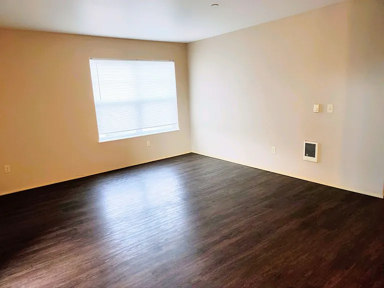 Parkside Apartments — Photo 23