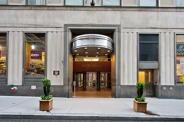 Rented by Brown Harris Stevens | media 33