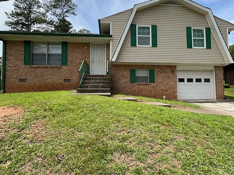 1430 High Meadow Dr — Photo 1