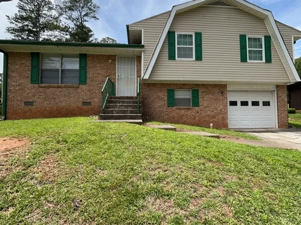 1430 High Meadow Dr, Stone Mountain, GA 30083