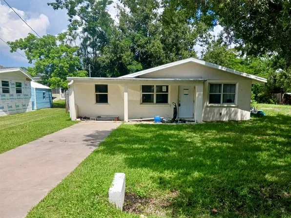 2216 MARK AVENUE, PUNTA GORDA, FL 33950