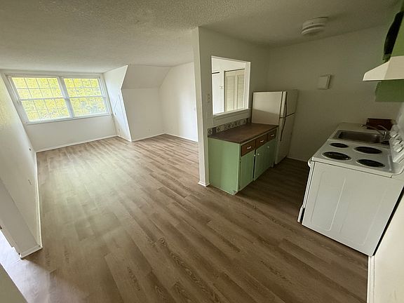 2nd image of 3250 Oneal Cir APT L31