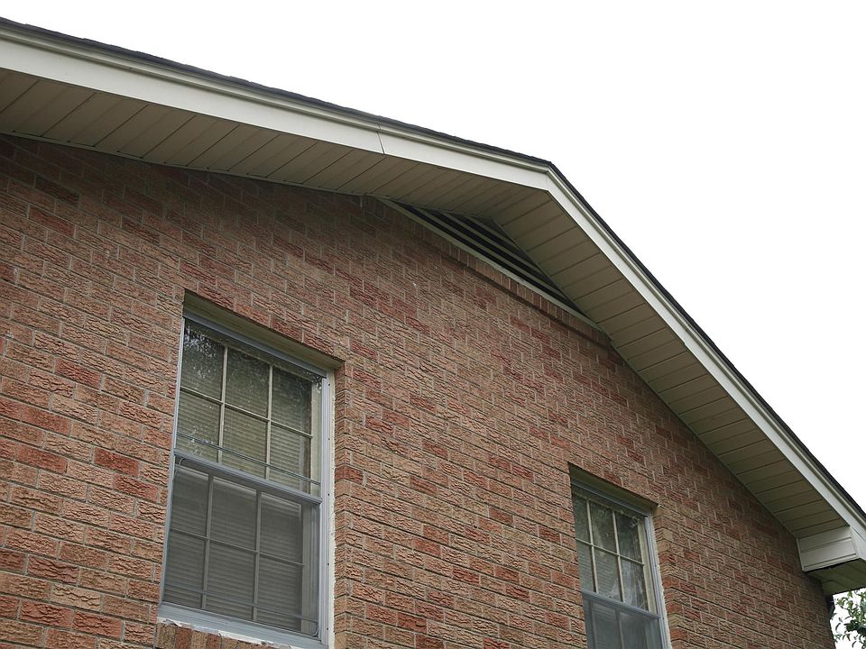 2nd image of 103 Sterling Ct