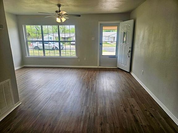 2nd image of 508 Sellers St