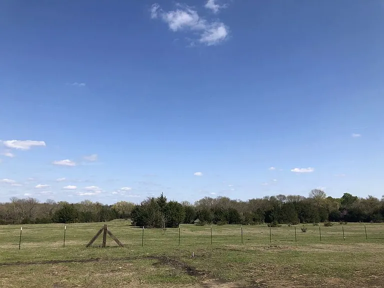 IC Creek Ranch — Photo 3