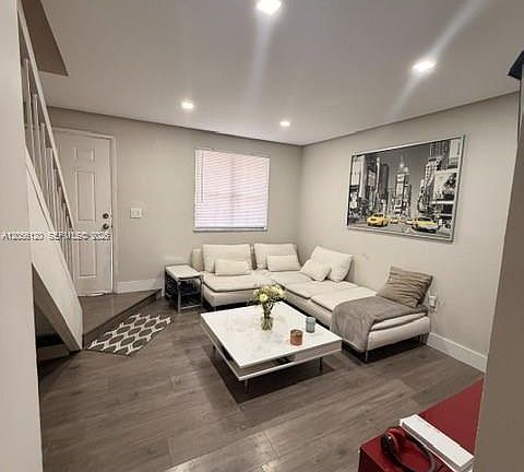4th image of 1809 SW 107th Ave APT 2707