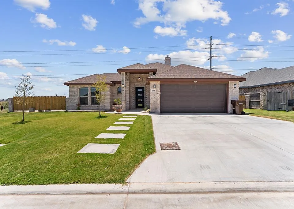 1001 Sparhawk Dr