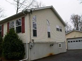 4th image of 1304 Union Ave