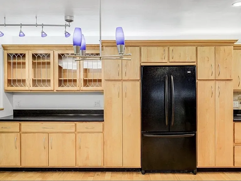 801 Corens Dr — Photo 21