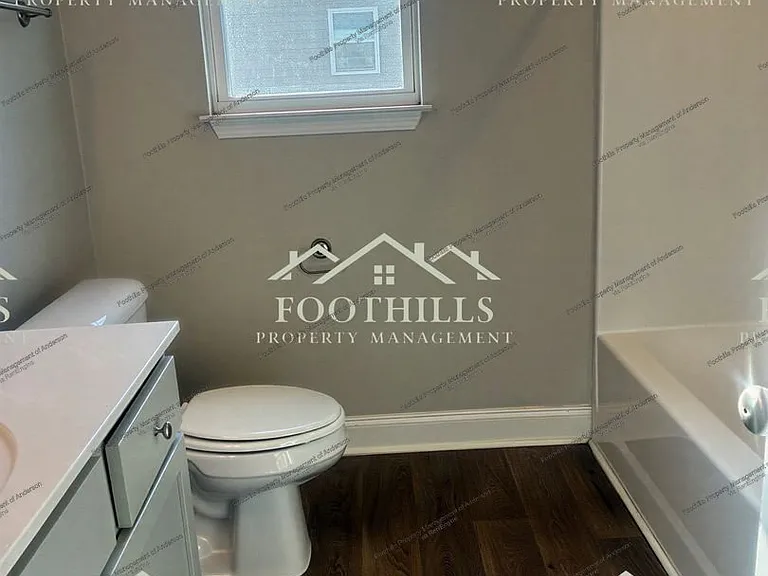 104 David St #B — Photo 11
