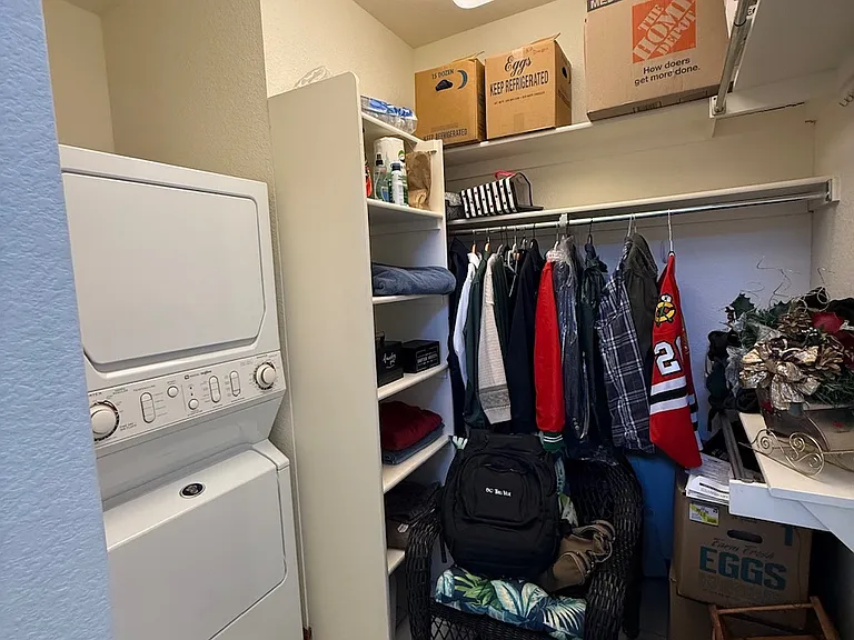 210 W Magnolia St #210 — Photo 9