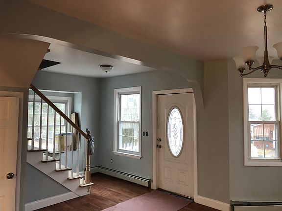 3rd image of 63 Morgan Ave