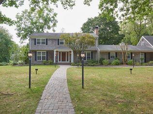 14 Brookside Dr, Rumson, NJ 07760