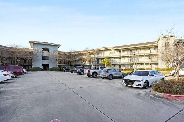 1st image of 1650 Harbor Dr Unit 316