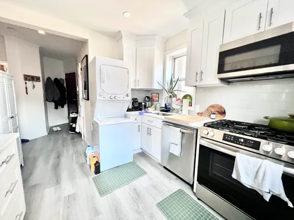 258 Devoe Street image 2 of 11