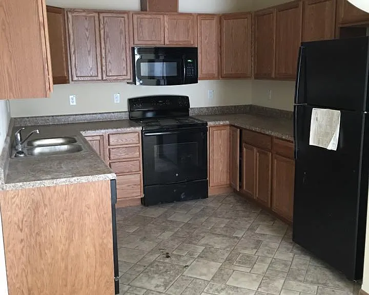 Eagle Ridge Townhomes — Photo 19
