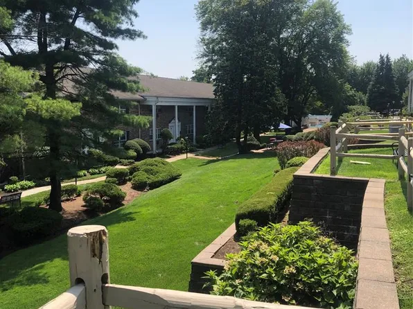 38 E Maple St #38, Teaneck, NJ 07666