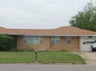 408 N Marion Ave, Hinton, OK 73047