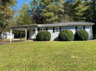 446 Charlie Sizemore Rd, Manchester, KY 40962