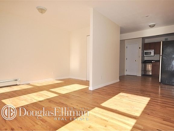 4th image of 73 E 115th St APT 5A