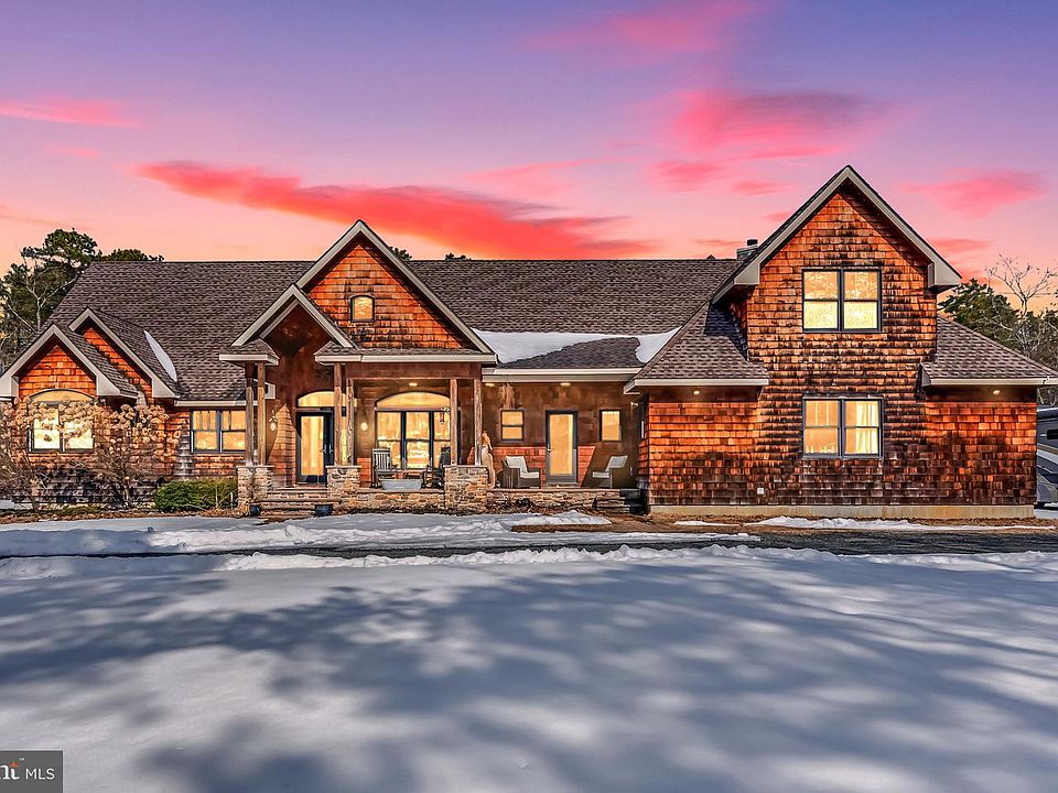 1st image of 222 Wells Mills Rd