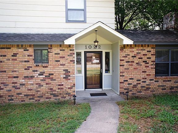 4th image of 1022 Cedar Trail Dr
