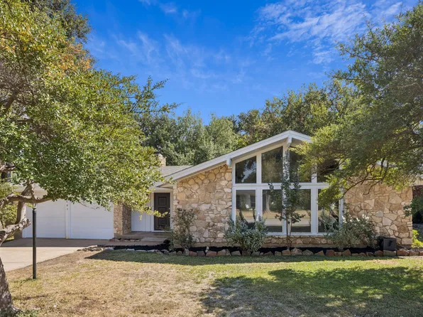 805 Raintree Rd, Fort Worth, TX 76103