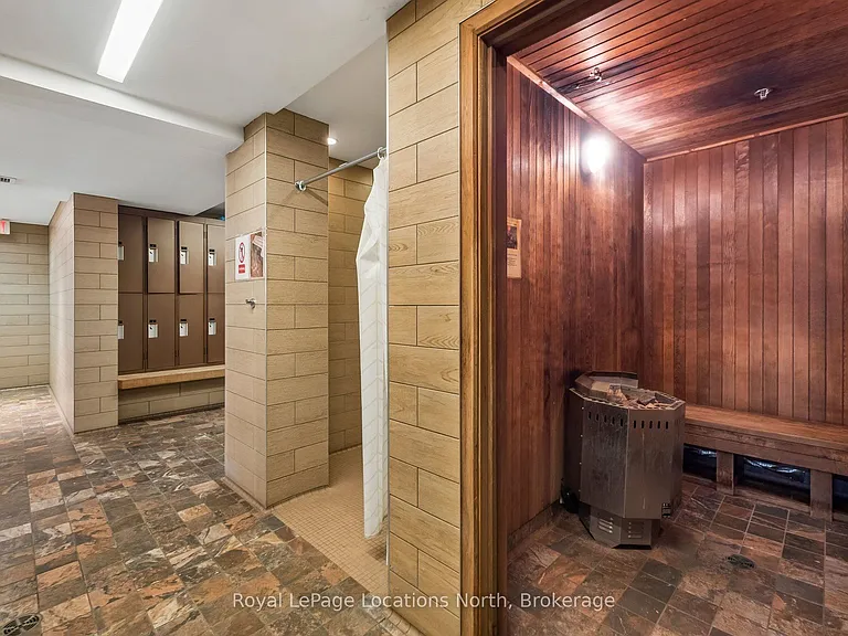 277 S Park Rd #810 — Photo 20