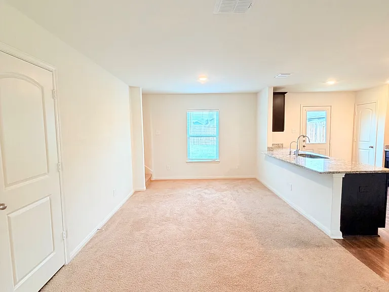 7247 Calypso Cyn — Photo 6