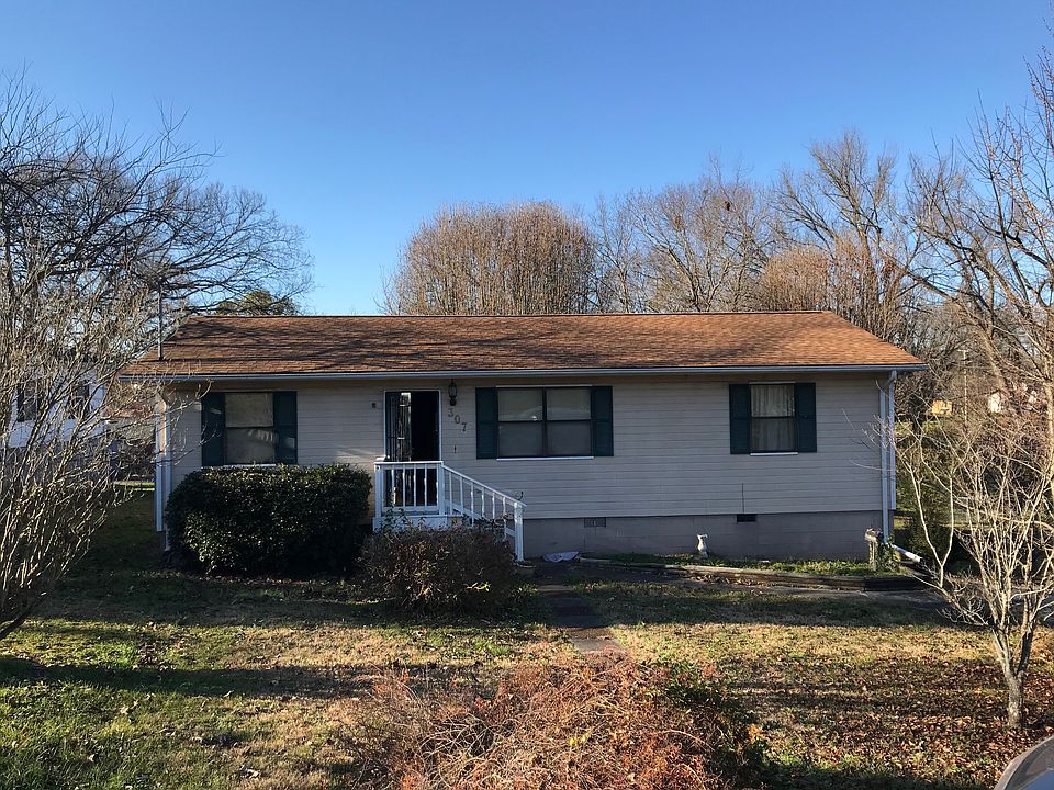 1st image of 307 Avenue C
