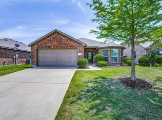 136 Meadow Crest Dr, Princeton, TX 75407
