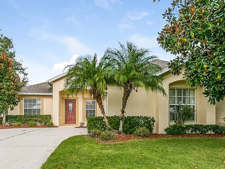 2350 Meadow Oak Cir — Photo 1