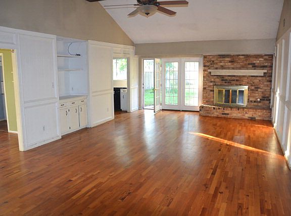 3rd image of 309 Freeman Blvd