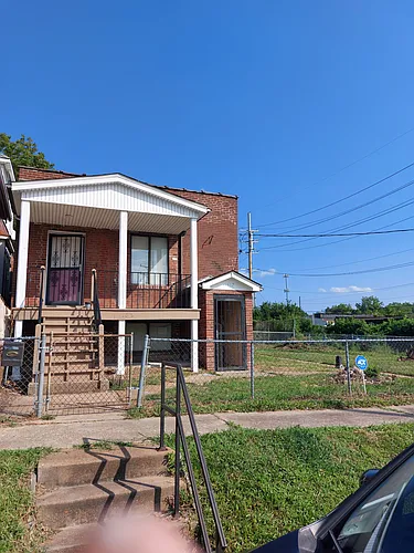 1512 Oak Grove Ave #2 Photo 1