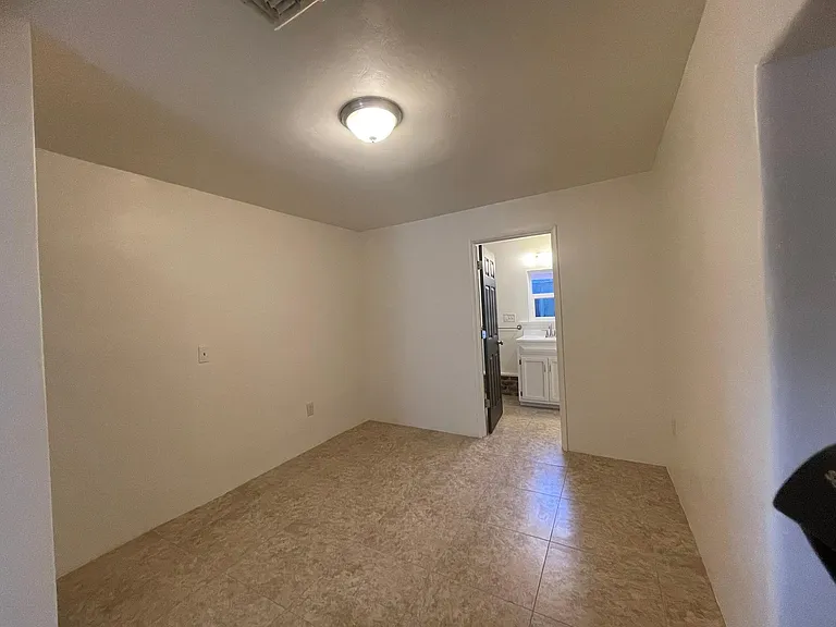 519 N Melrose Ave #1 — Photo 14