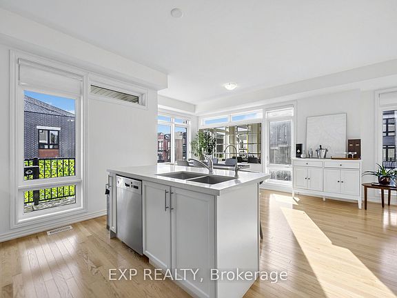 3rd image of 537 Danks Ridge Dr