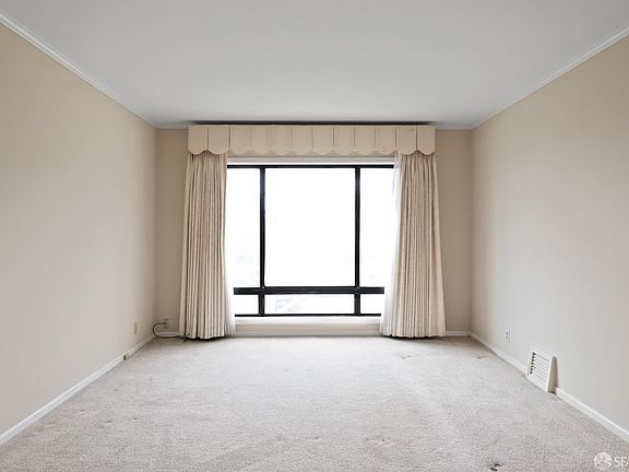 3rd image of 710 46th Ave