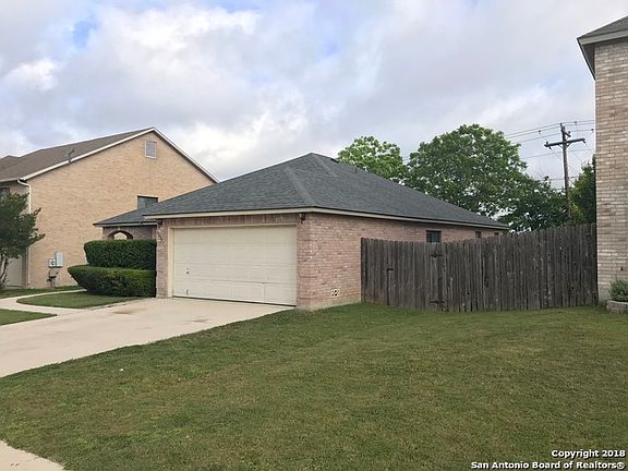 3rd image of 1656 Willow Top Dr