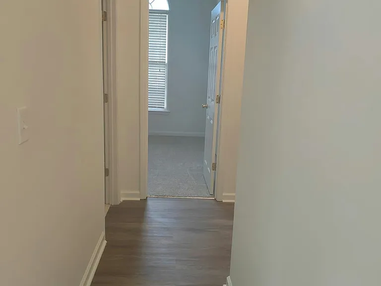 6806 Lombard Ct — Photo 7