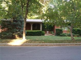 435 Hillcrest East St, Lenexa, KS 66217