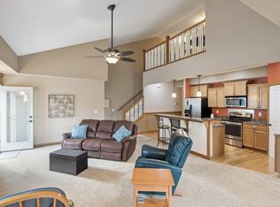 20 Heritage Grn, Hudson, WI 54016