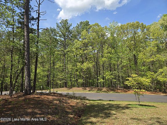 5th image of 259 Deer Run Rd