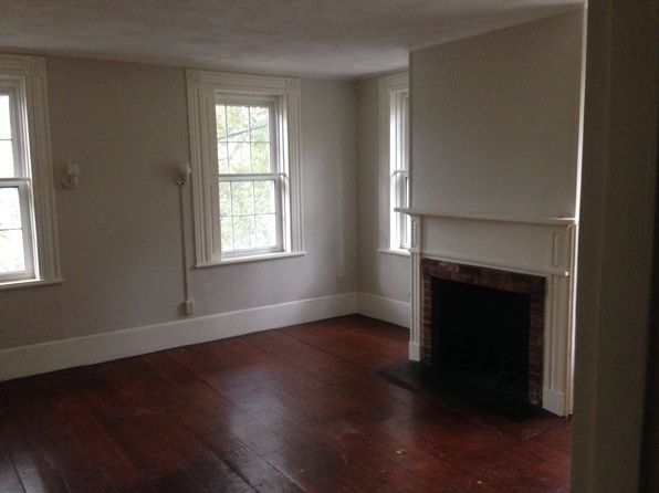 78 High St APT 3