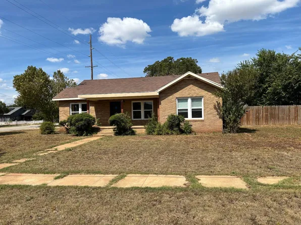 1006 Brown St, Brady, TX 76825