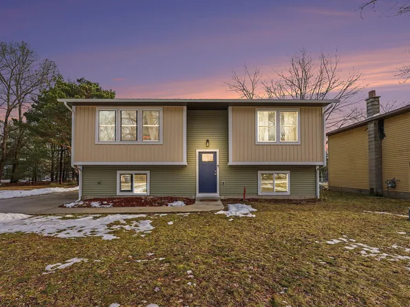 3962 Taylor St, Muskegon, MI 49444