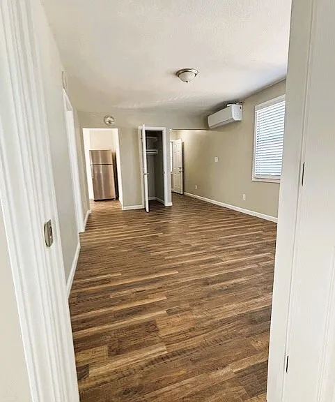 1252 SW Topeka Blvd — Photo 2