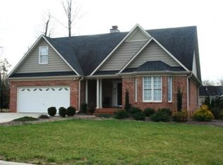 217 Beauregard Ln, Mebane, NC 27302