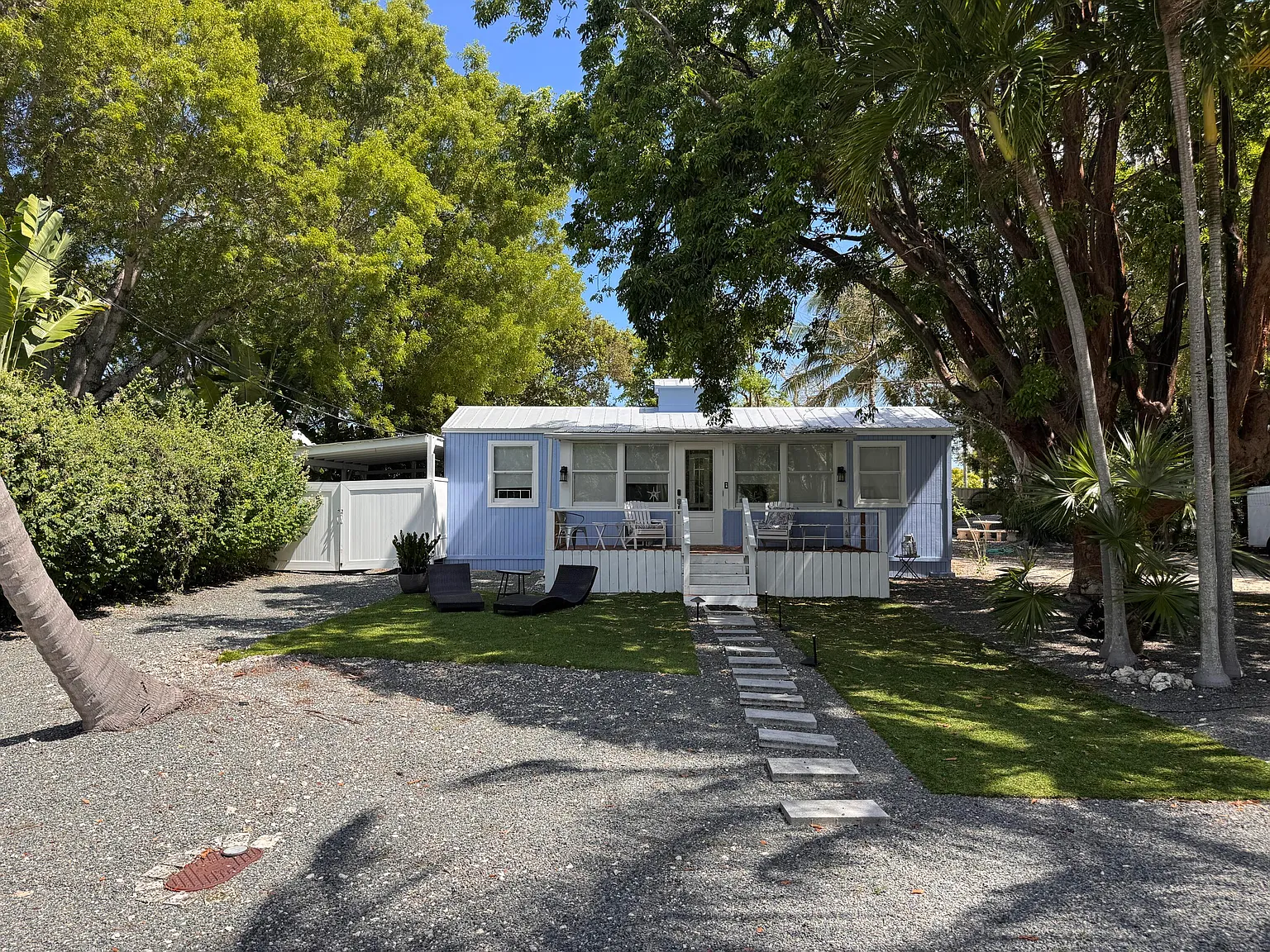 2 bed, 2.0 bath, 1296 sqft, $3,500 — Photo 3